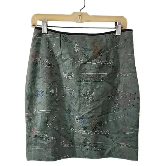 Anthropologie Meadow Rue Embroidered skirt. Size 4 - Picture 2 of 12